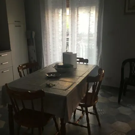 Holiday home Holiday House Davi Ale
